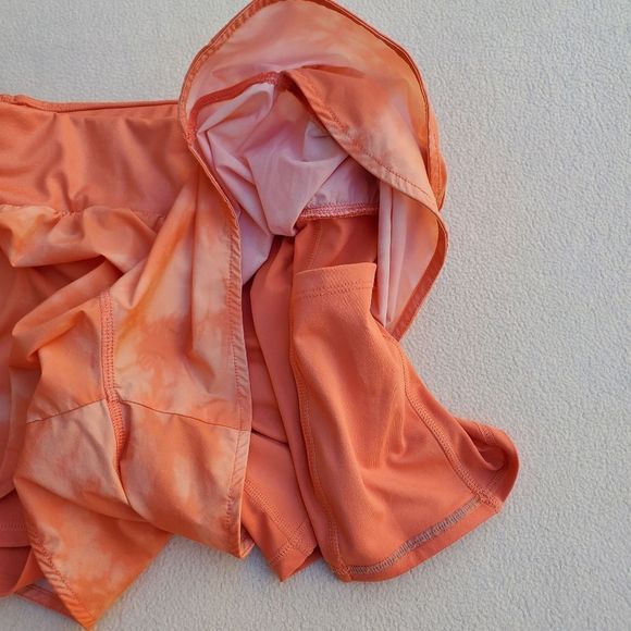 Fabletics Austyn Run Short Coral Haze - Picture 5 of 16